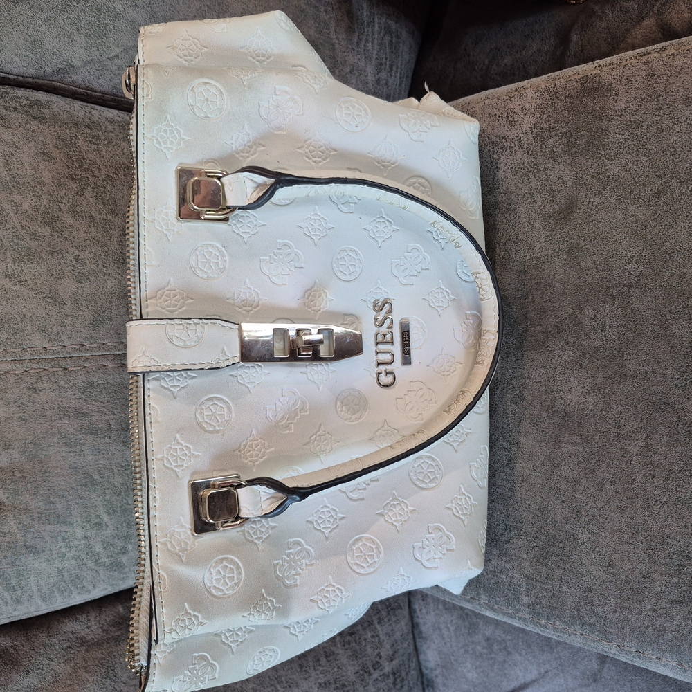 GUESS White Handbag
